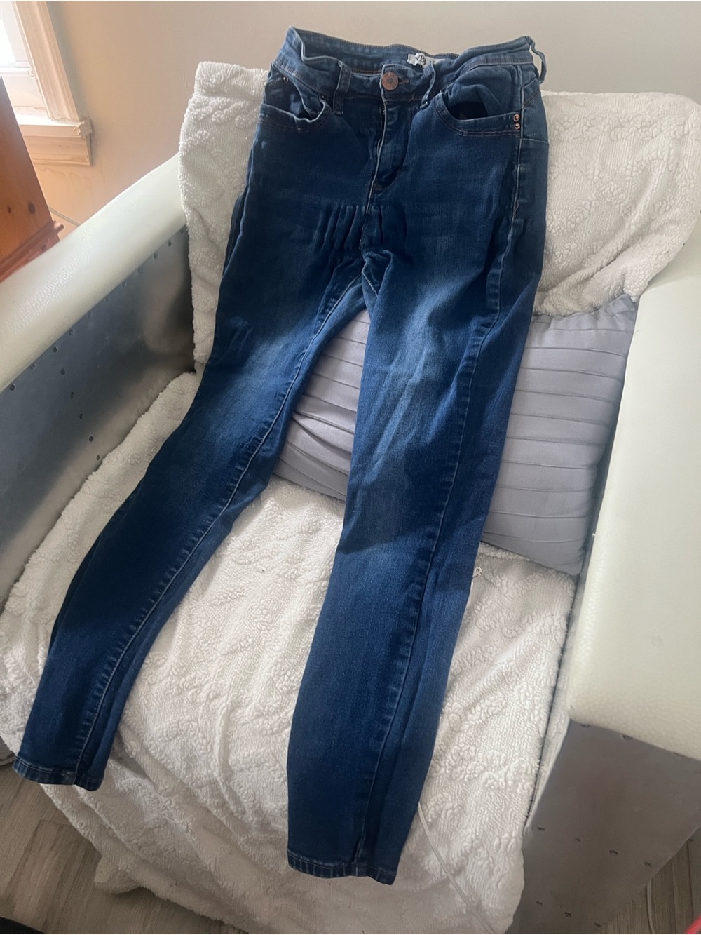 Women's Dark Indigo Skinny Jeans with Slim Fit